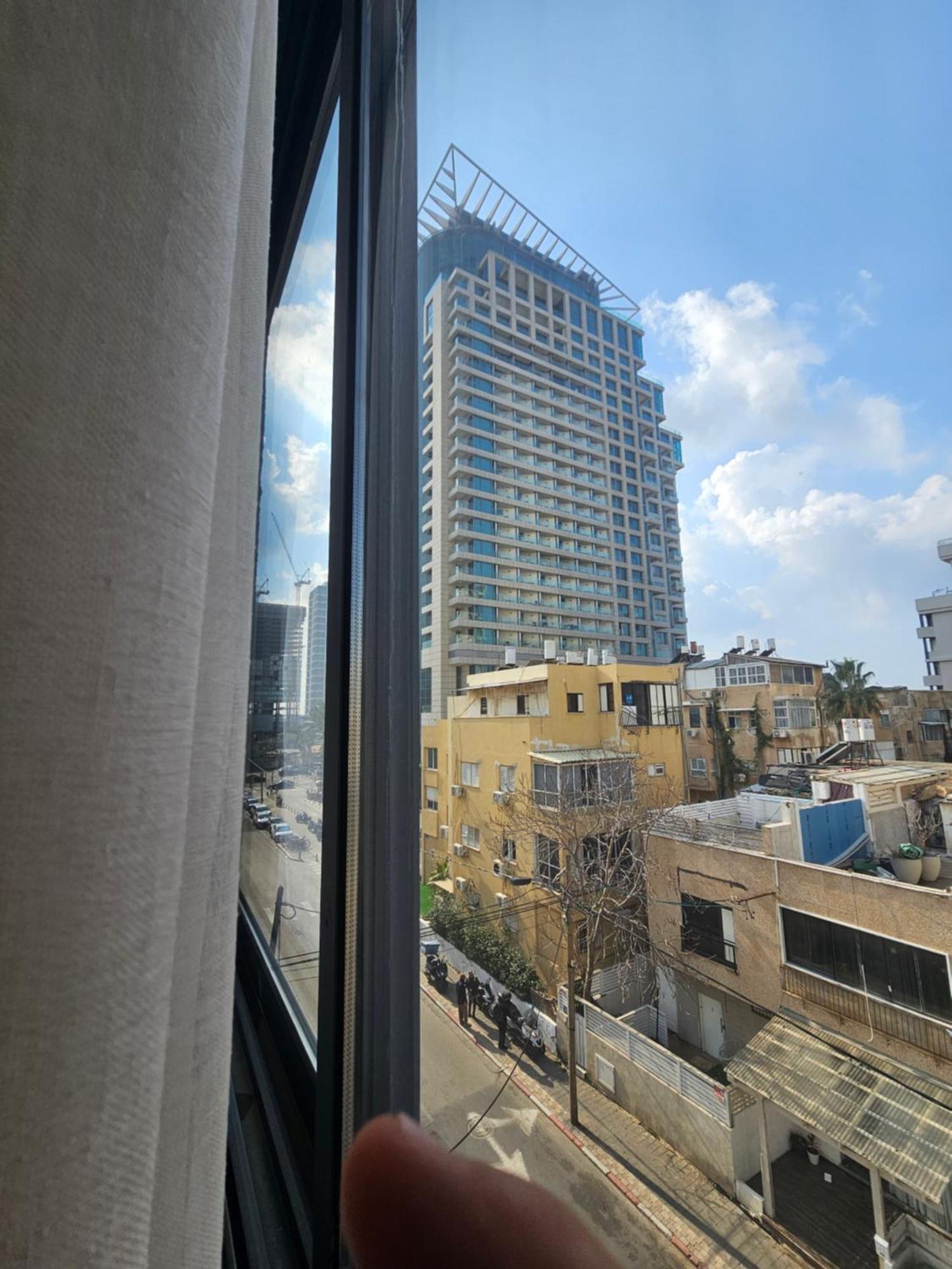 Hayarkon 24 Beach Apartment Tlv Tel Aviv Esterno foto