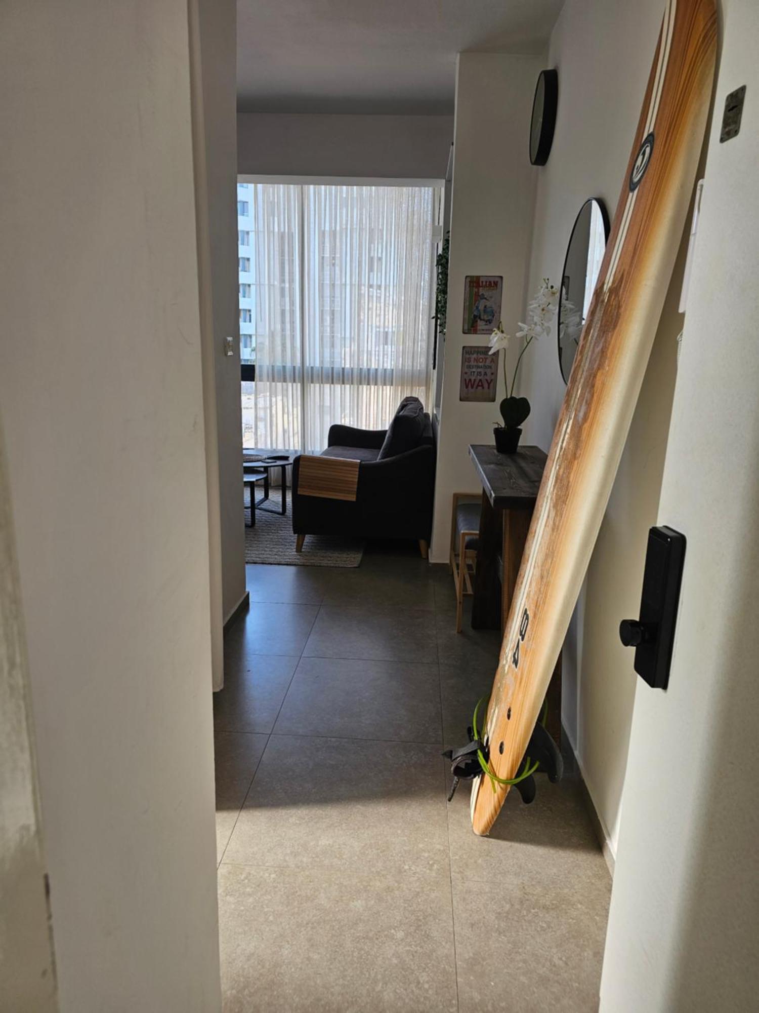 Hayarkon 24 Beach Apartment Tlv Tel Aviv Esterno foto