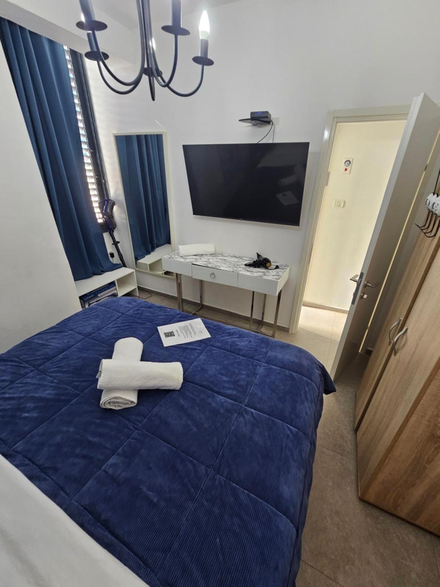 Hayarkon 24 Beach Apartment Tlv Tel Aviv Esterno foto